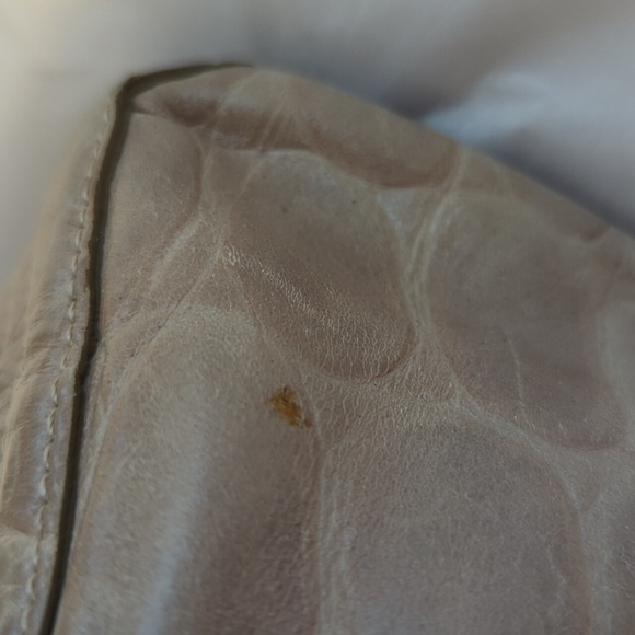 Brahmin Taupe Leather Handbag - Picture 6 of 8